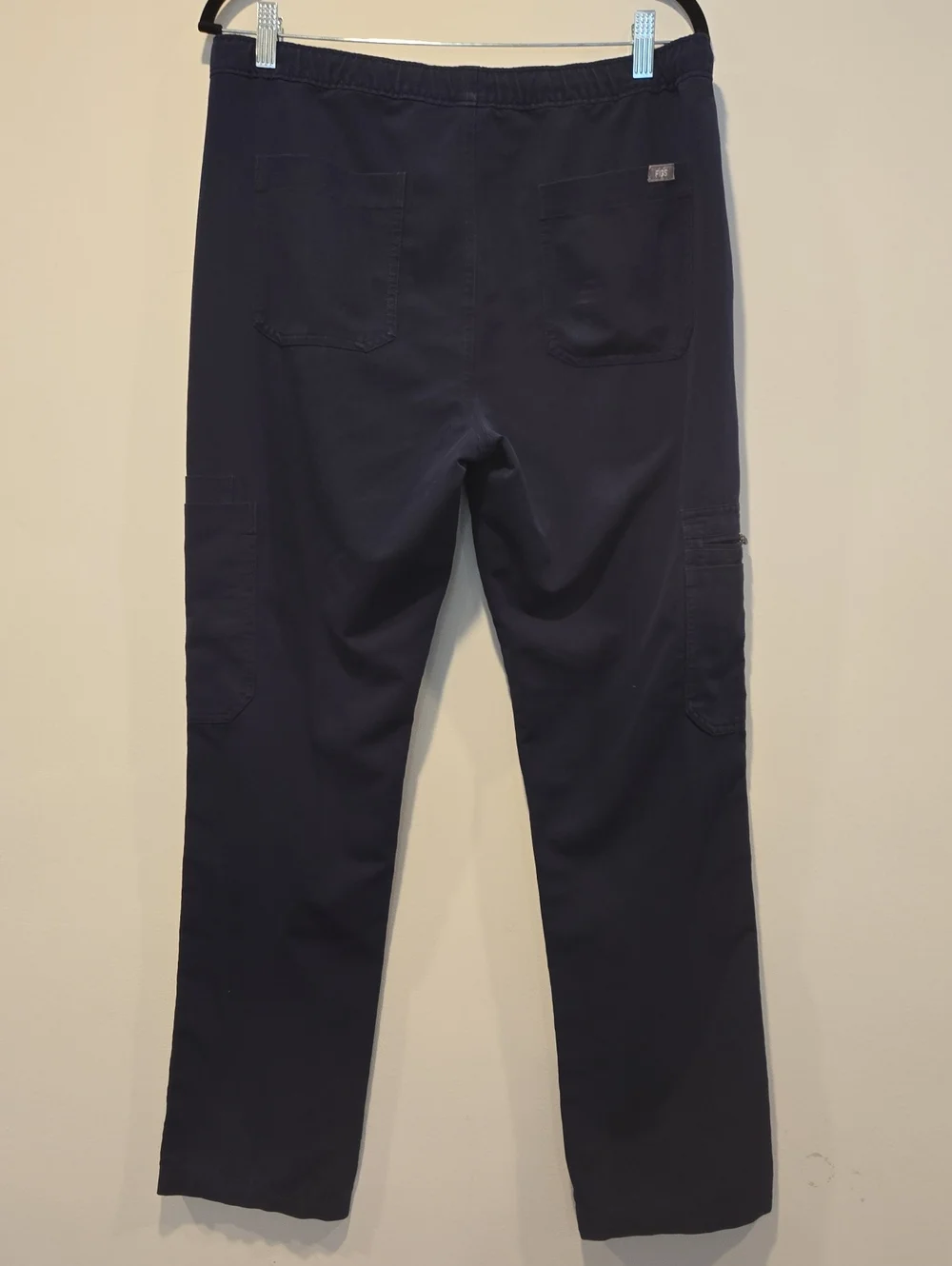 Figs comfortable durable